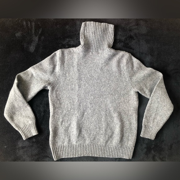 Land’s End Grey Turtleneck Long Sleeve Sweater M Merino Wool Blend - Picture 2 of 6